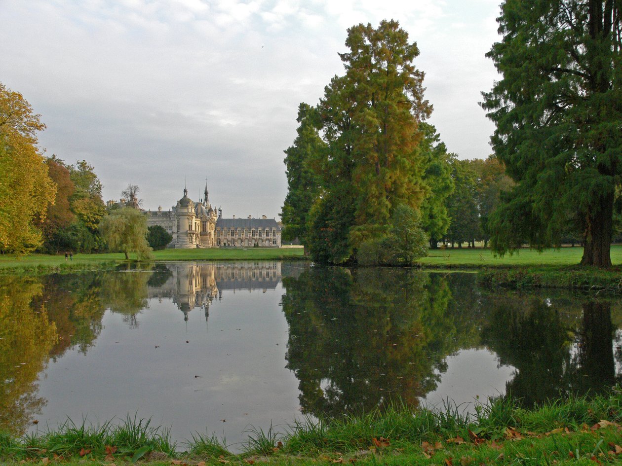 Vue du Château - French School