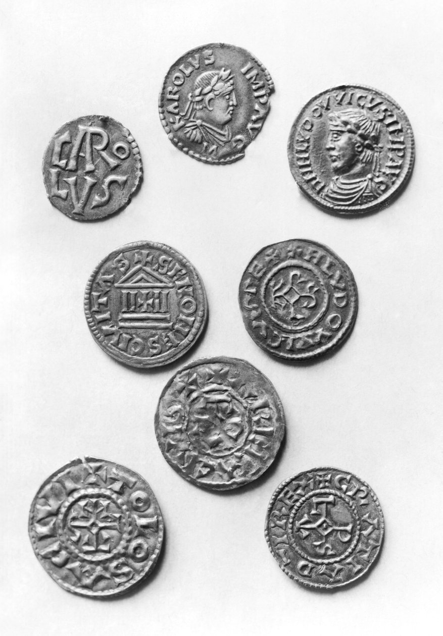 Huit pièces carolingiennes (argent) - French School