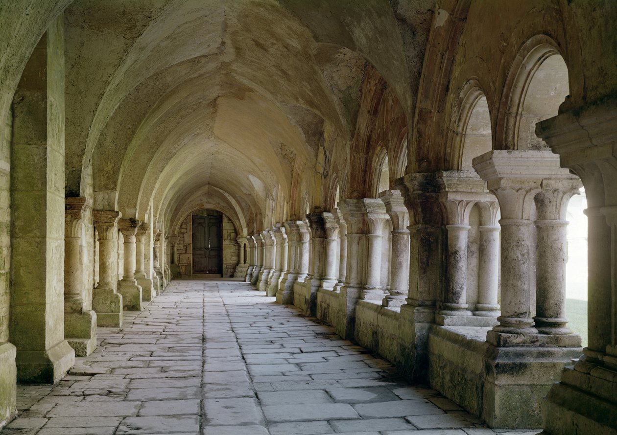 Intérieur du cloître - French School