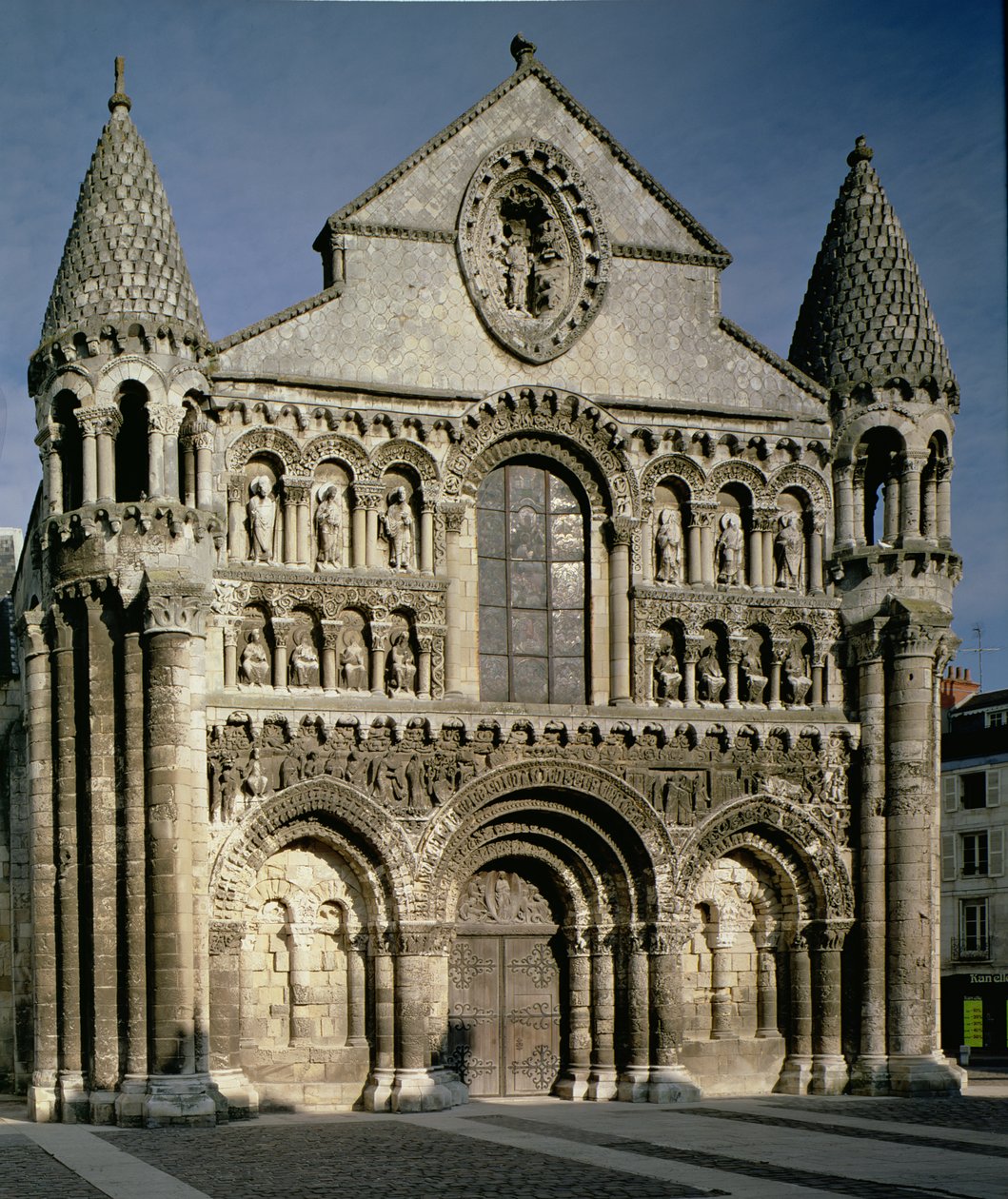 Vue de la façade ouest - French School