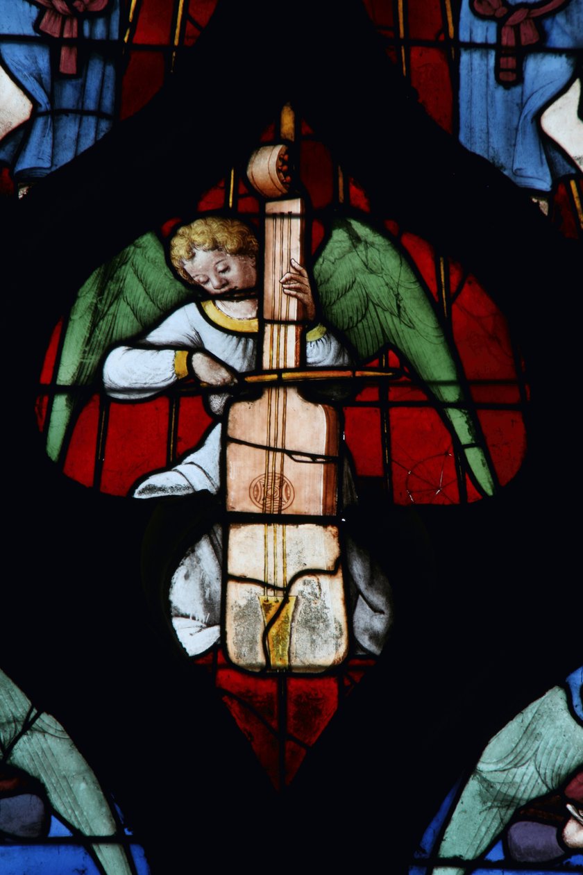 Vitrail représentant un ange musicien - French School