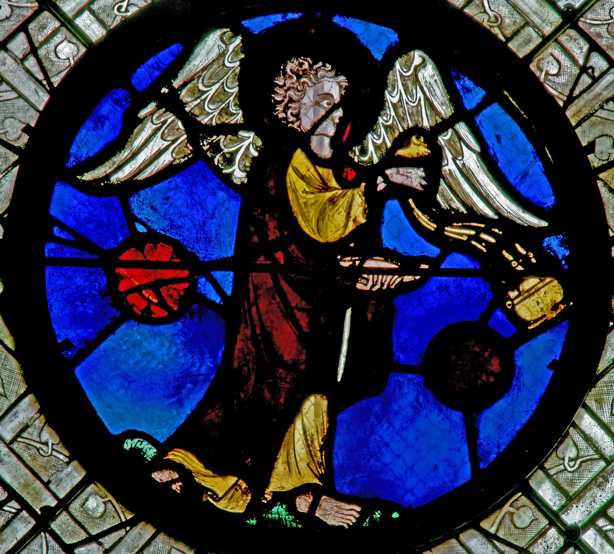 Fenêtre w10 représentant un ange encensant - French School