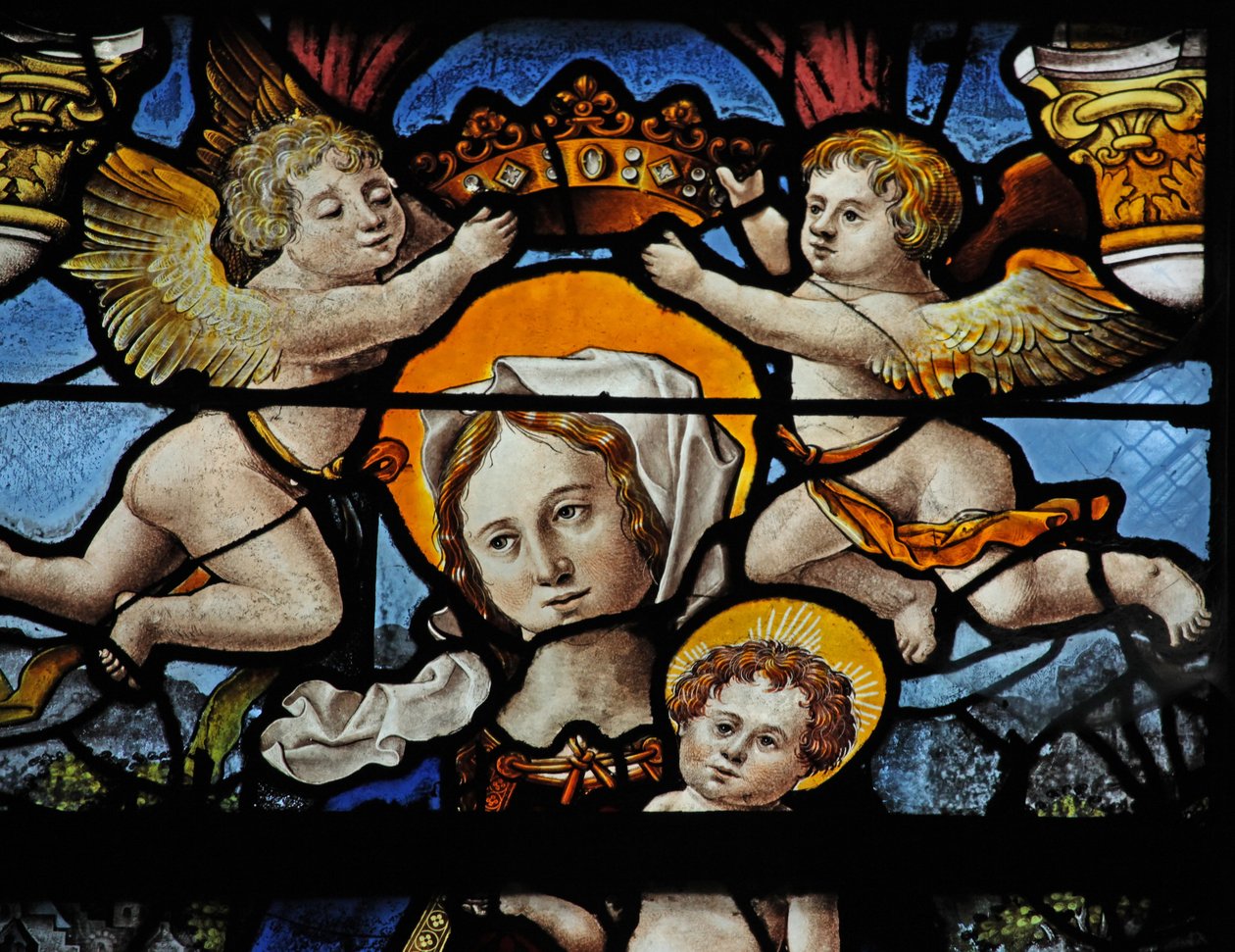 Vitrail w3 représentant la Vierge et l
