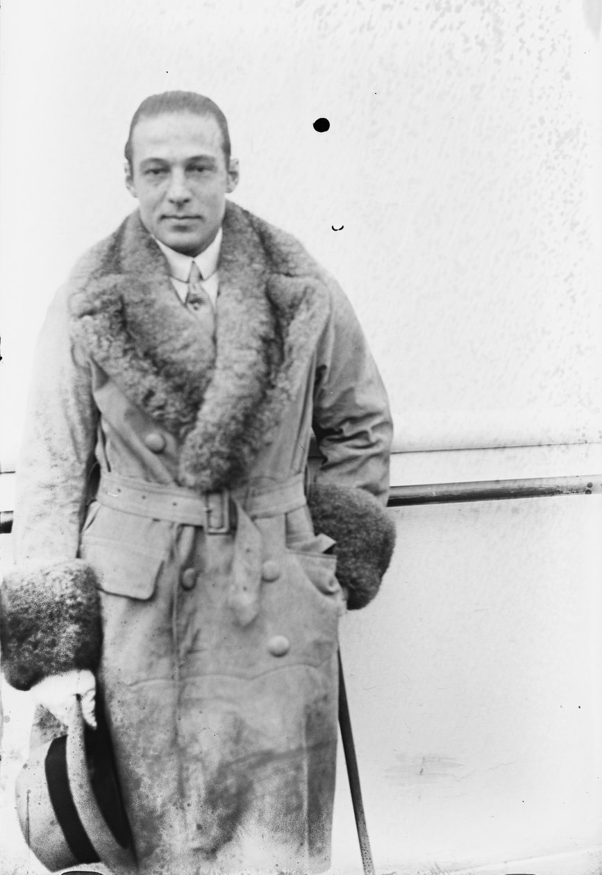 Rudolph Valentino, vers 1925 - George Grantham Bain