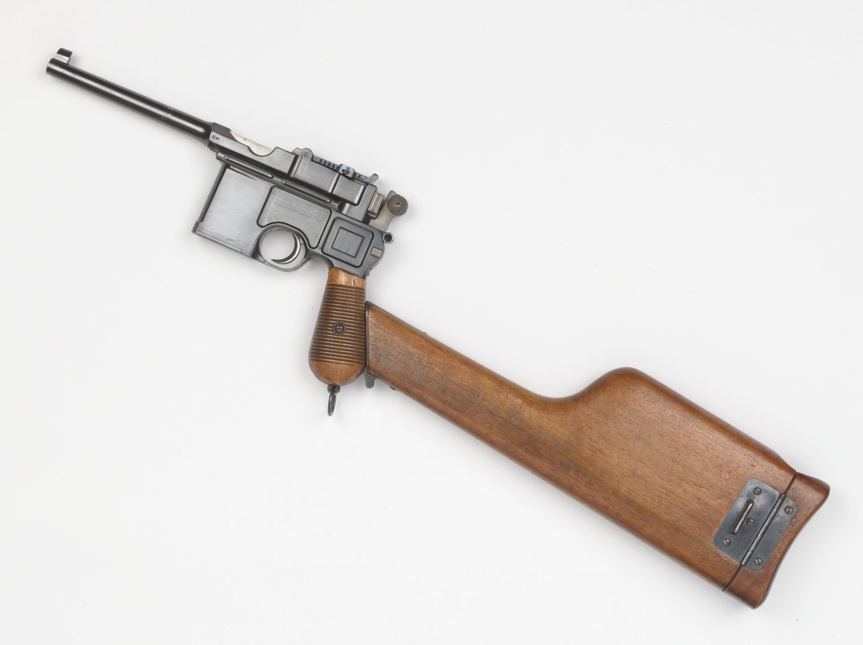 Pistolet Mauser C96 7.63 mm - German School