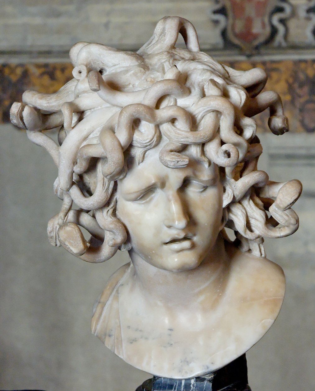 Tête de Méduse. Marbre, 1630 - Gian Lorenzo Bernini