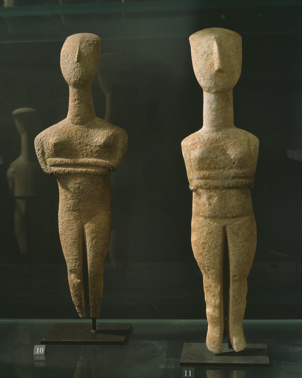 Figurines féminines de type 