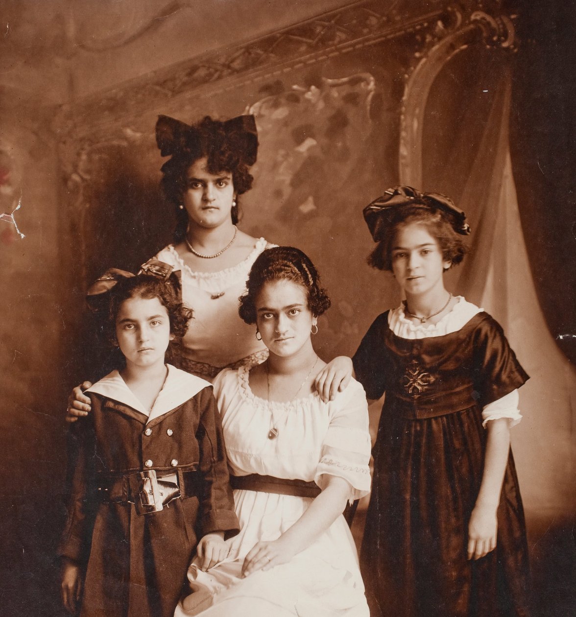 Matilde, Adriana, Frida et Cristina Kahlo - Guillermo Kahlo