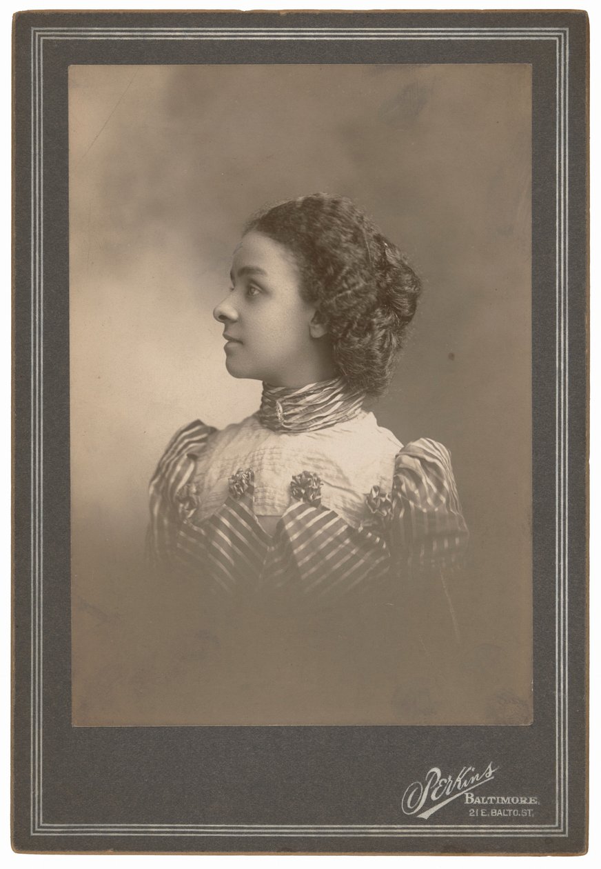 Grace Hughes, c. 1900 (photo) - Harry Lenfield Perkins