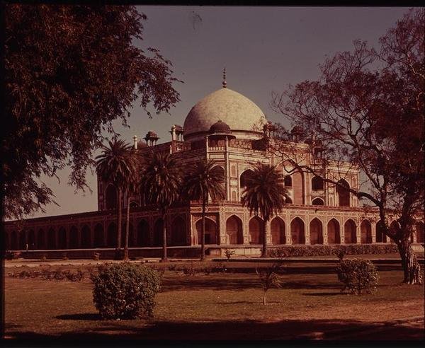 Tombe de Humayun (1507-56), construite en 1570 - Indian School
