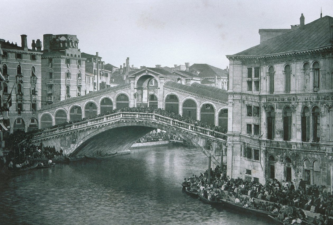 Vue du pont du Rialto - Italian Photographer