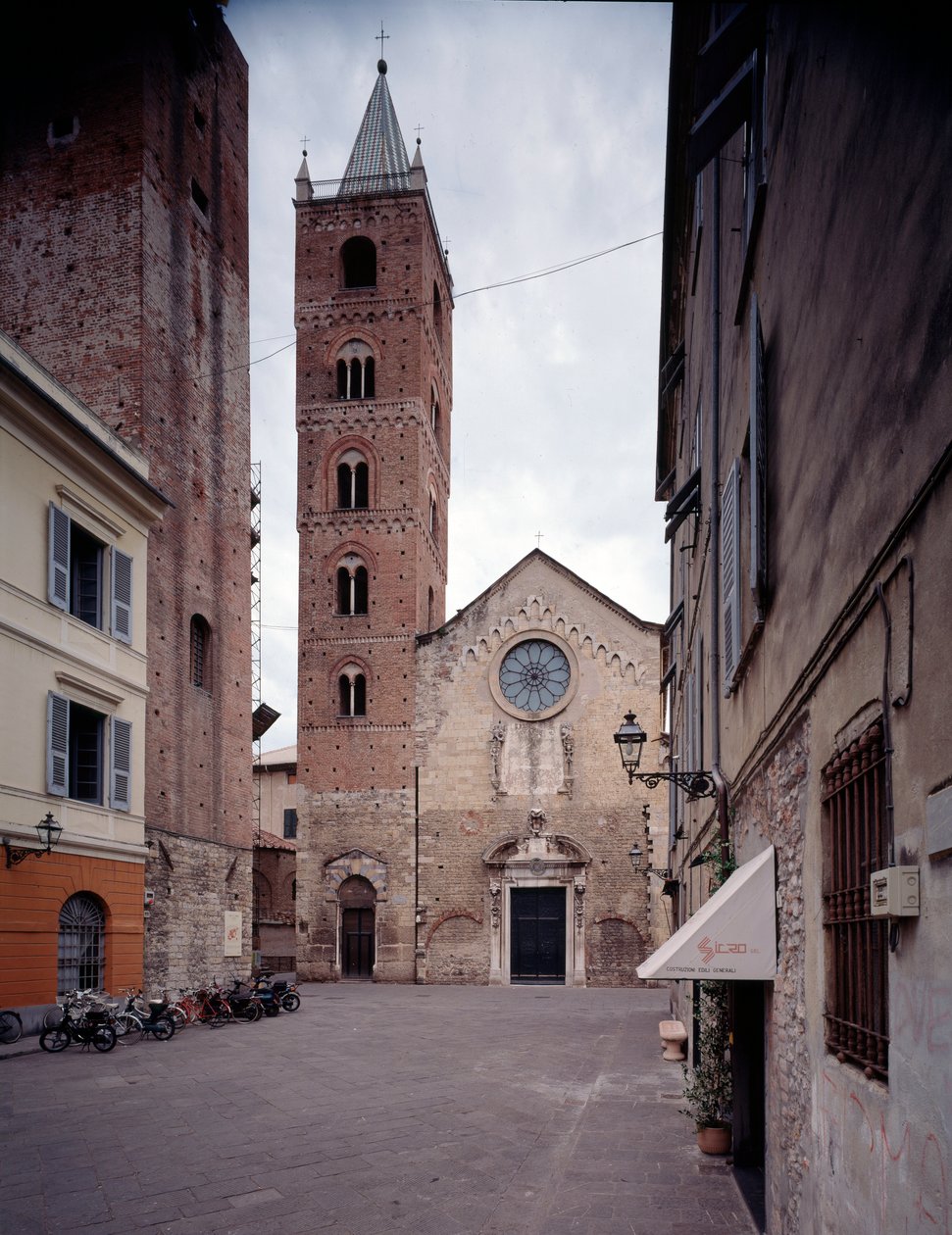 Vue de la façade et du clocher - Italian School