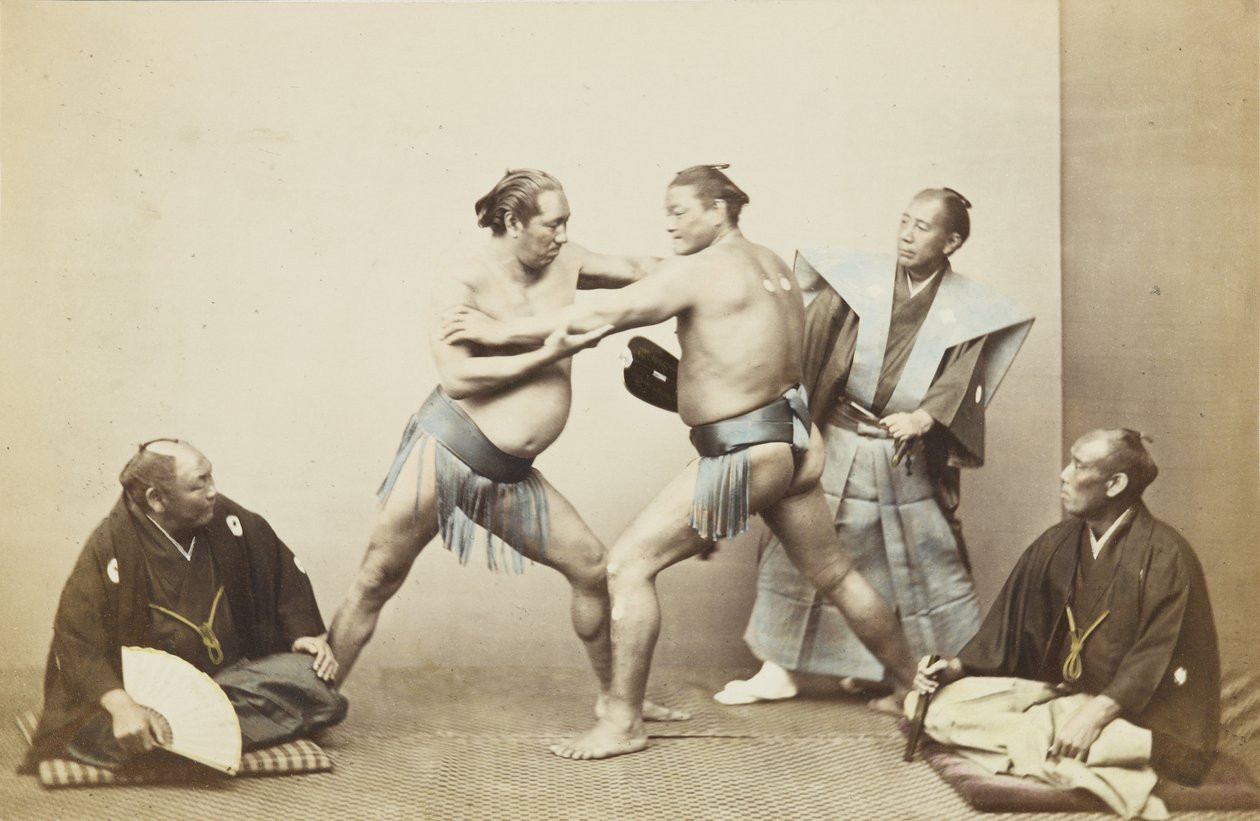 Lutteurs de sumo (photo noir et blanc colorisée à la main) - Japanese Photographer