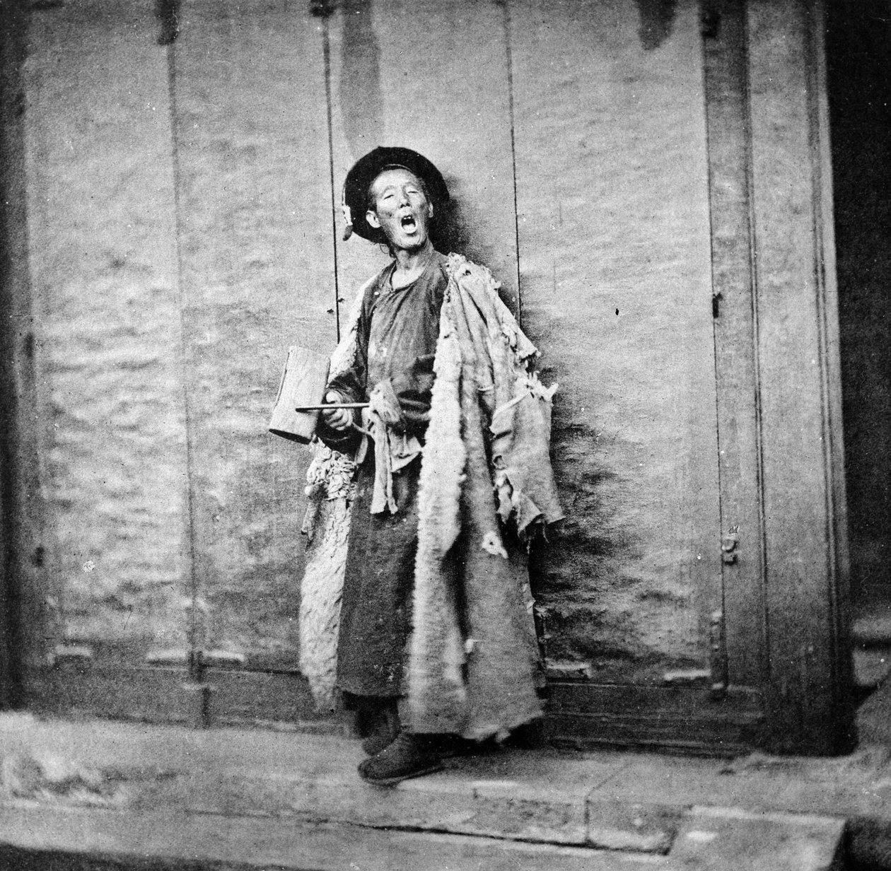 Garde de la ville, Pékin, vers 1867-72 - John Thomson