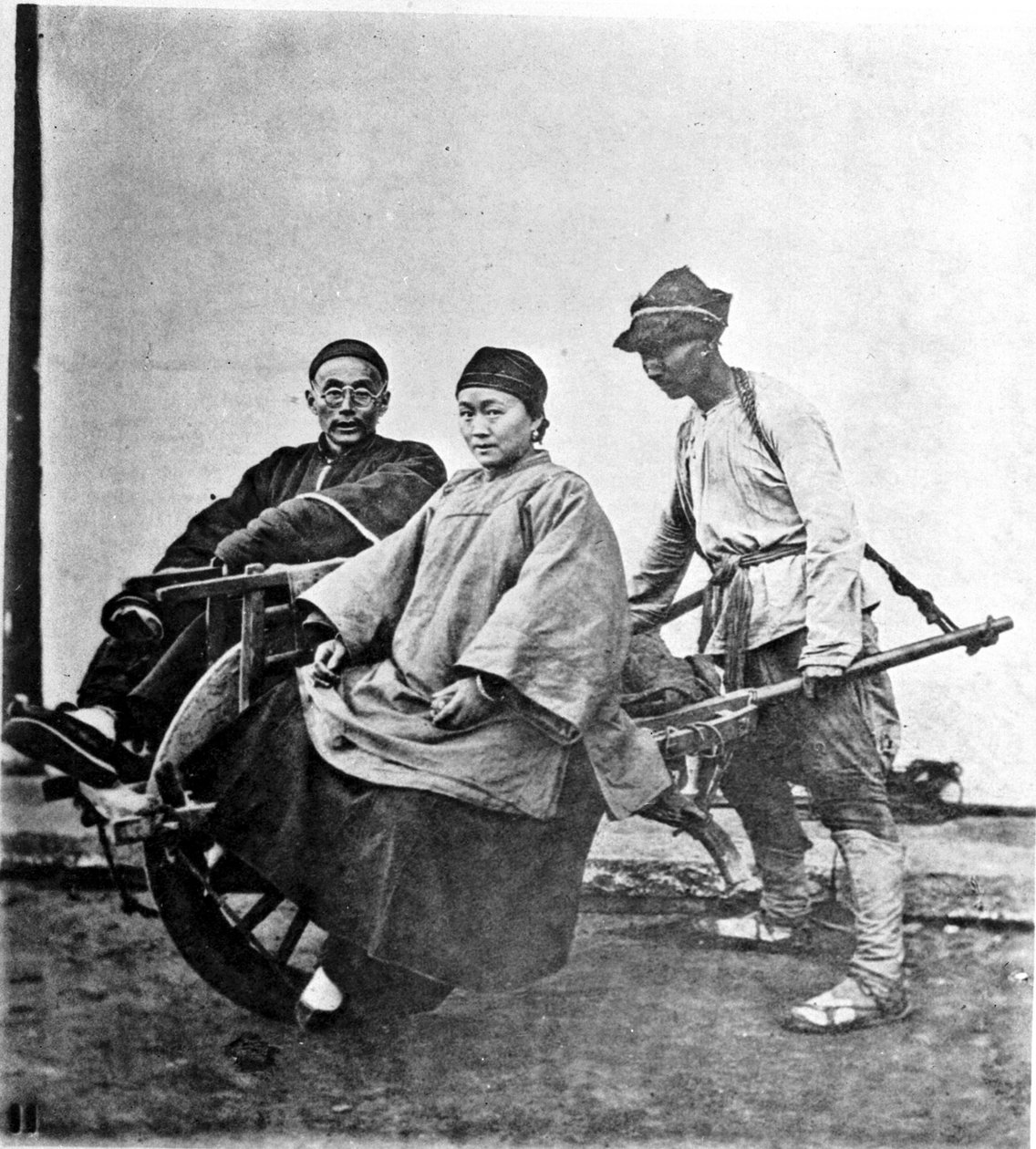 Chine, le pousse-pousse vers 1870 (photo) - John Thomson