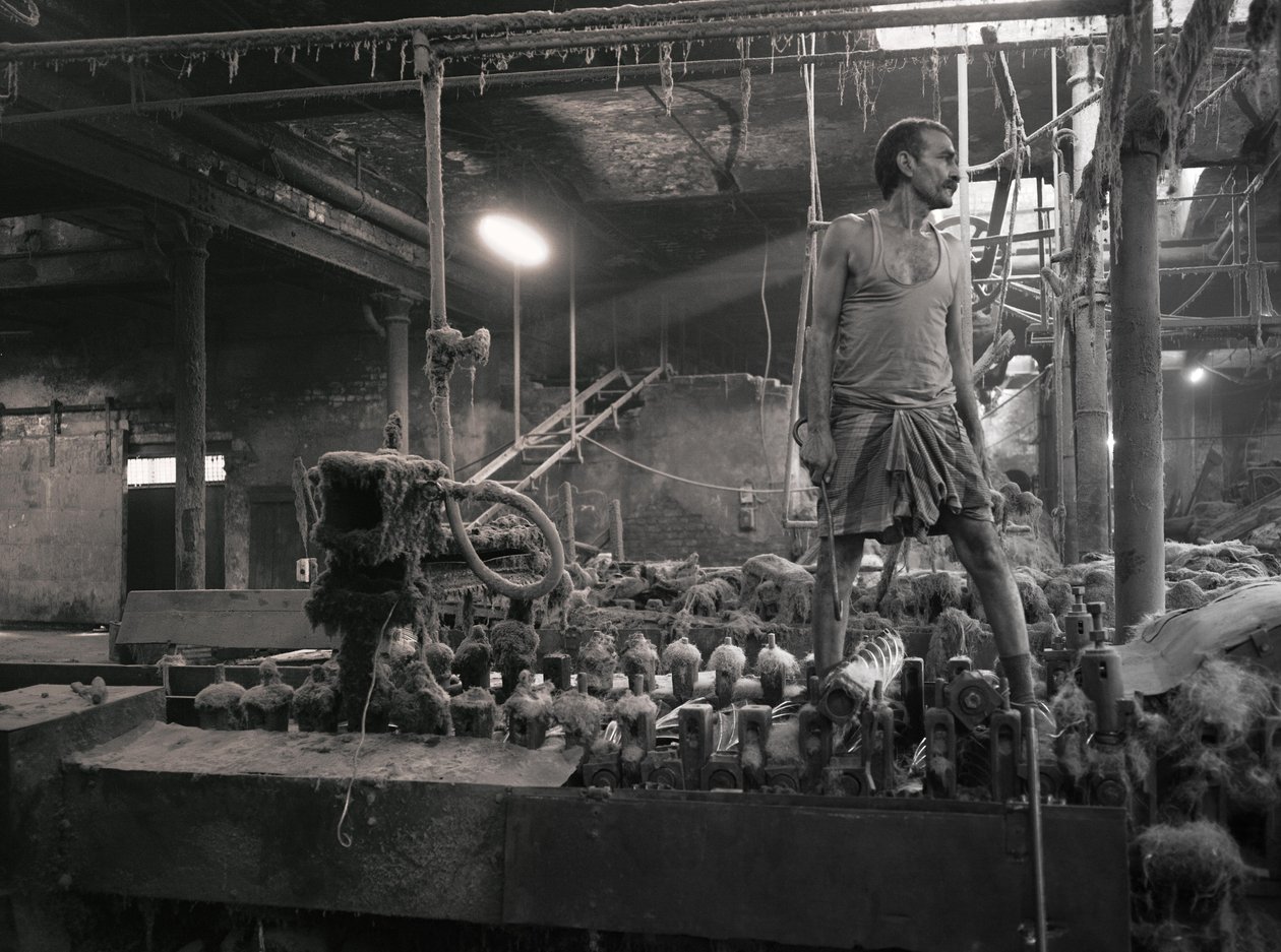 Usine de jute, Kolkata, Inde, 2017 (photo) - Jon Nicholson