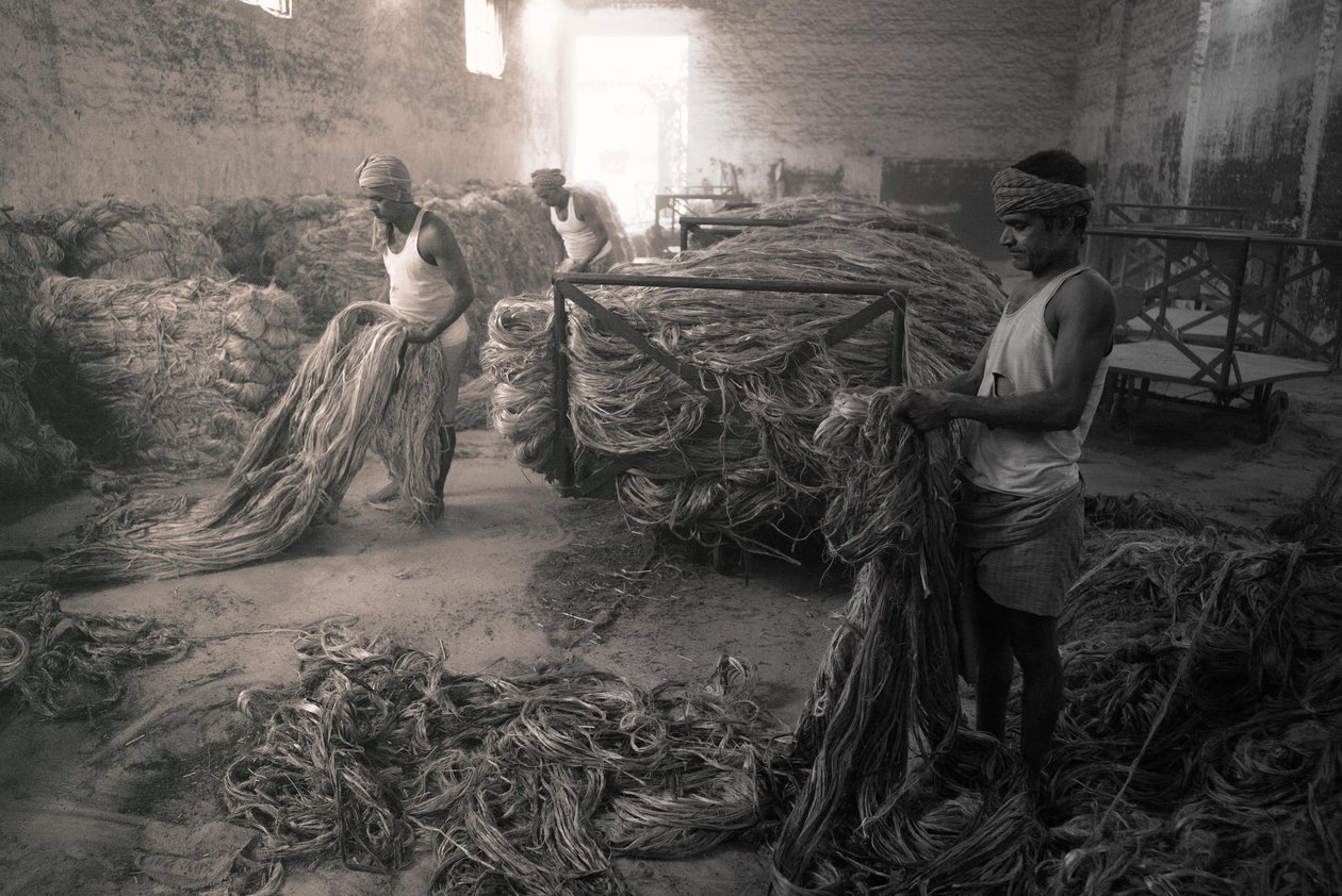 Usine de jute, Kolkata, Inde, 2017 (photo) - Jon Nicholson