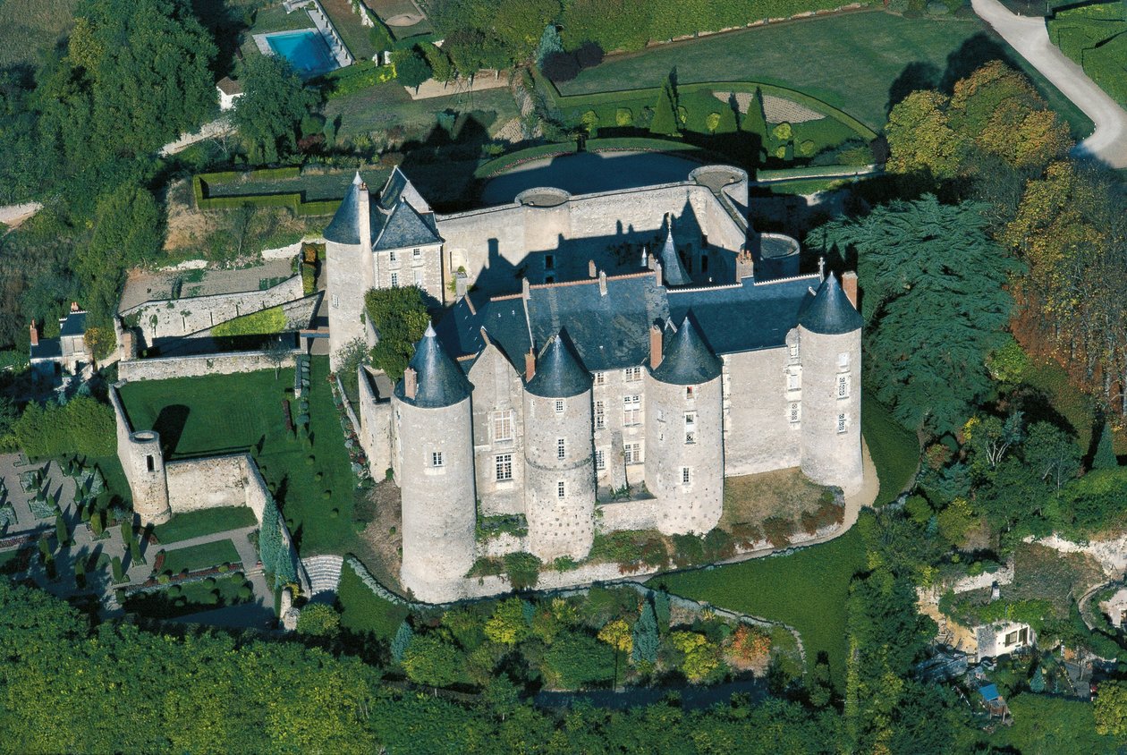 Château de Luynes, France - Alec Hunter