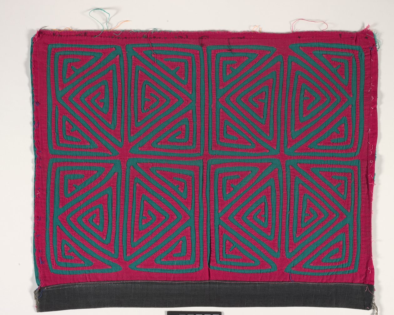 Panneau de chemise (mola), c.1950 - Kuna Indian Culture