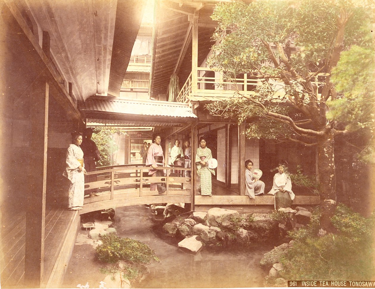 Geishas dans une maison de thé à Tonosawa - Kusakabe Kimbei