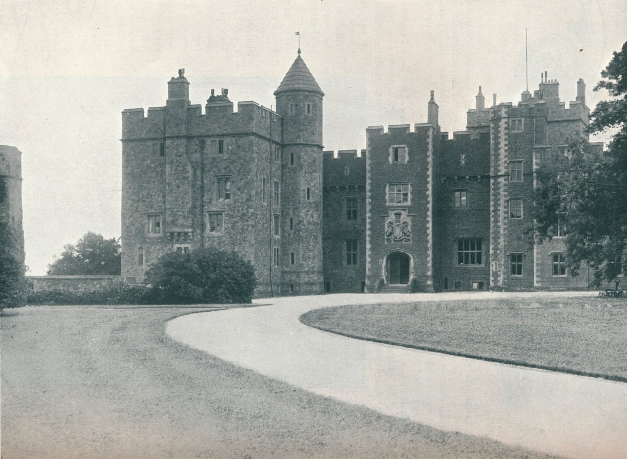 Château de Dunster, c1907 - Leonard Willoughby