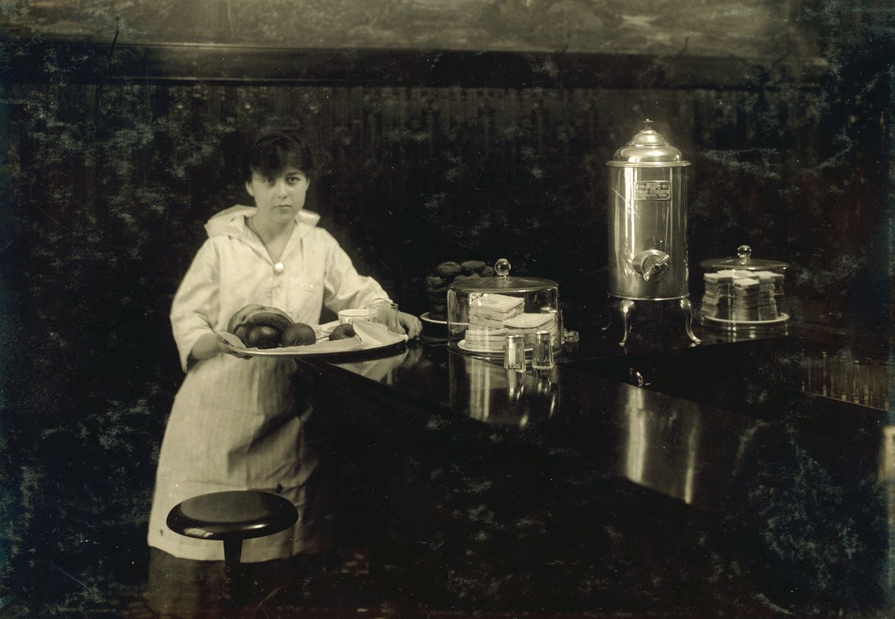 Une jeune serveuse, Delia Kane - Lewis Wickes Hine
