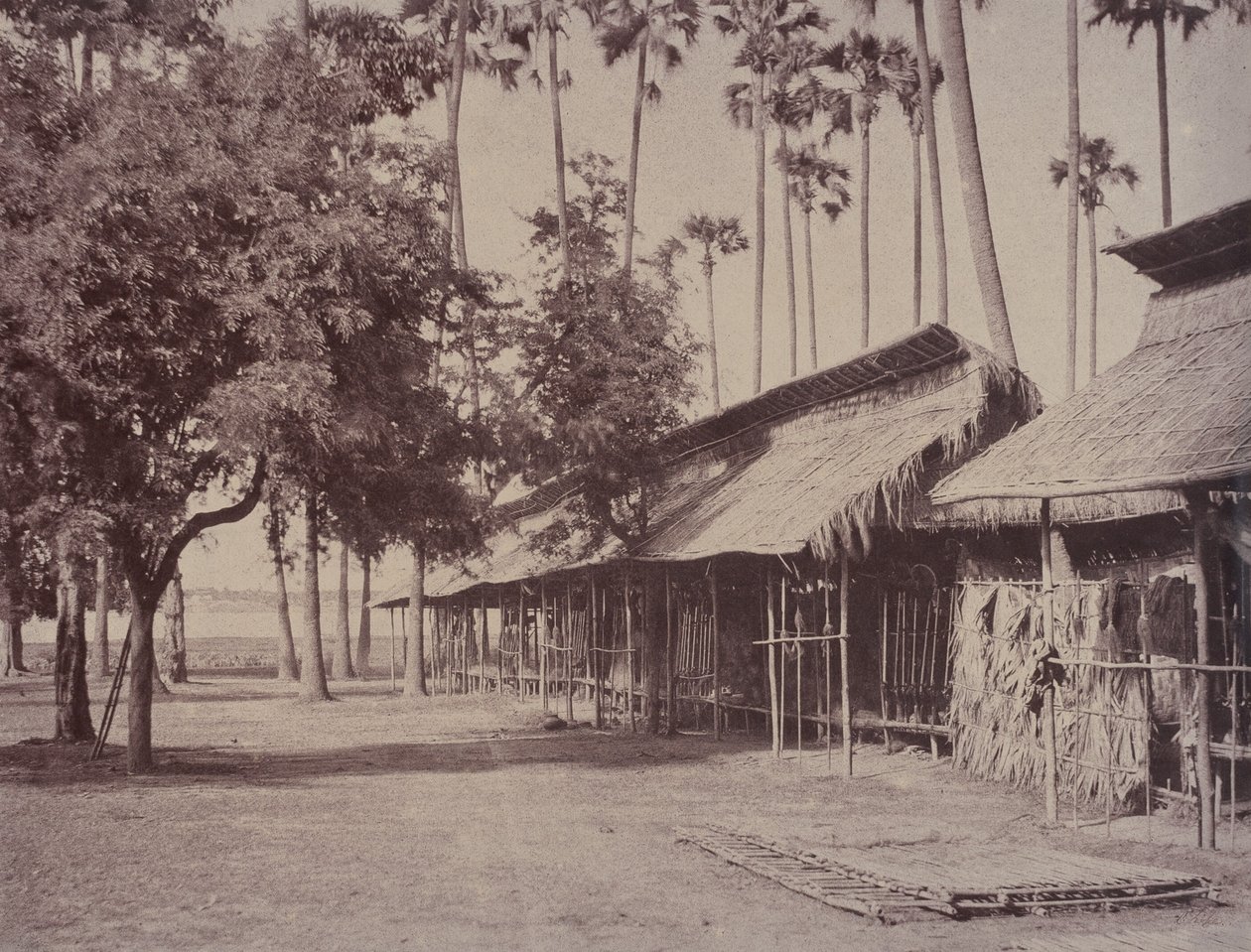 Amerapoora : Casernes de la garde birmane - Linnaeus Tripe