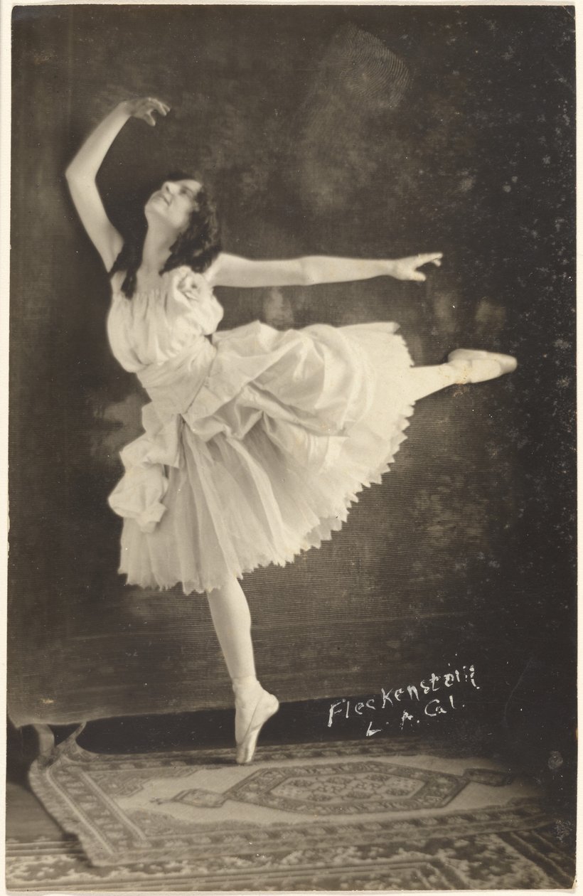 [Ballerina on Pointe] - Louis Fleckenstein