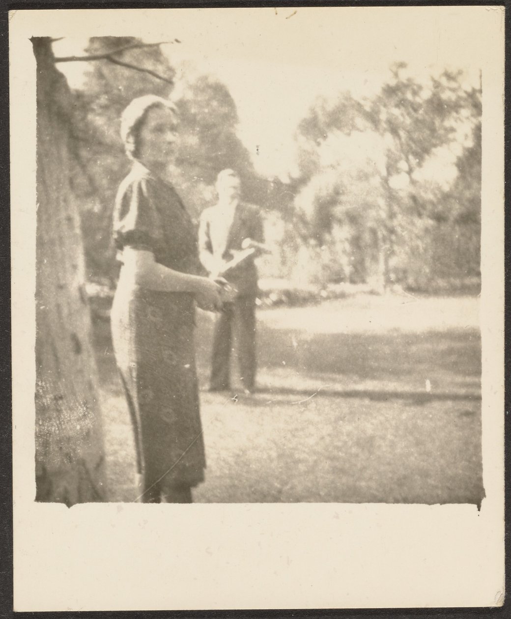 [Homme et femme jouant au croquet] - Louis Fleckenstein
