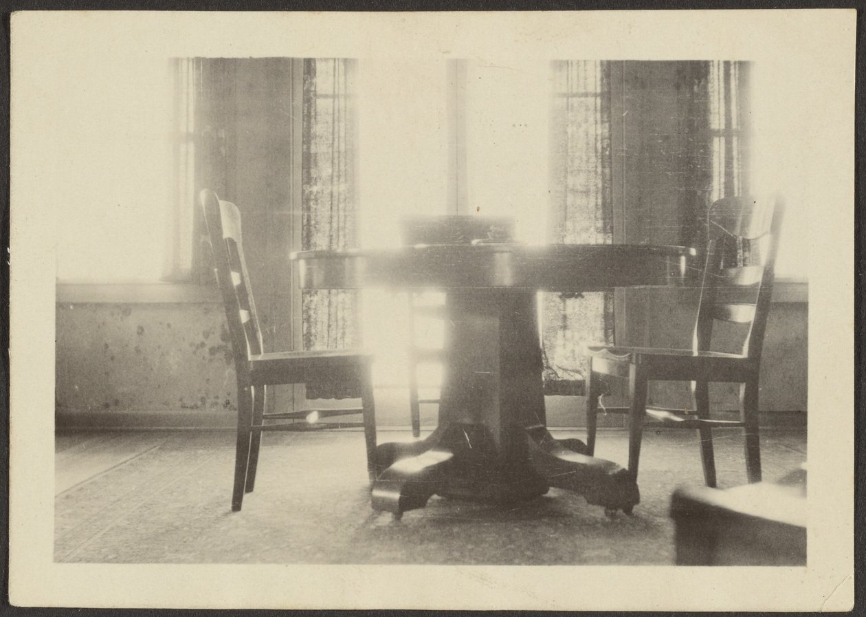 [Table et chaises] - Louis Fleckenstein