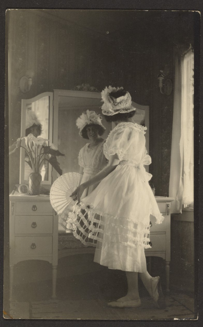 [Femme au miroir avec un éventail] - Louis Fleckenstein