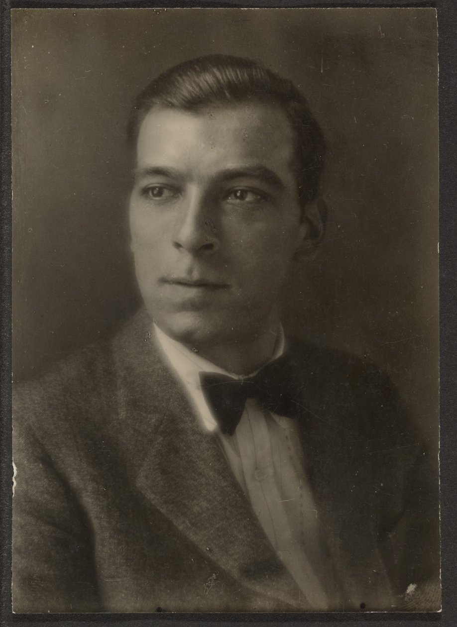 [Jeune homme avec nœud papillon] - Louis Fleckenstein