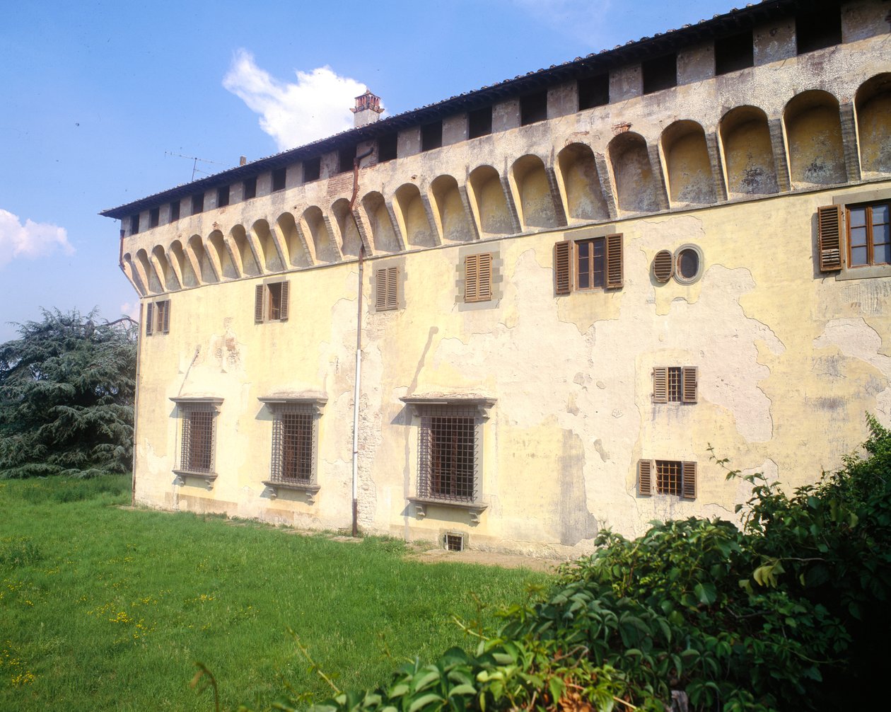 Villa Medicea di Cafaggiolo, commencée en 1451 - Michelozzo di Bartolommeo