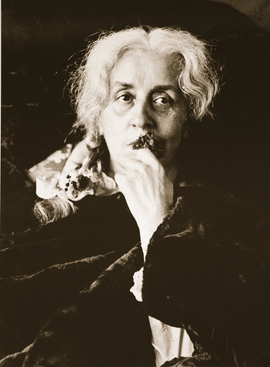 Ernestine Constance Lefebvre, c.1900 - Nadar