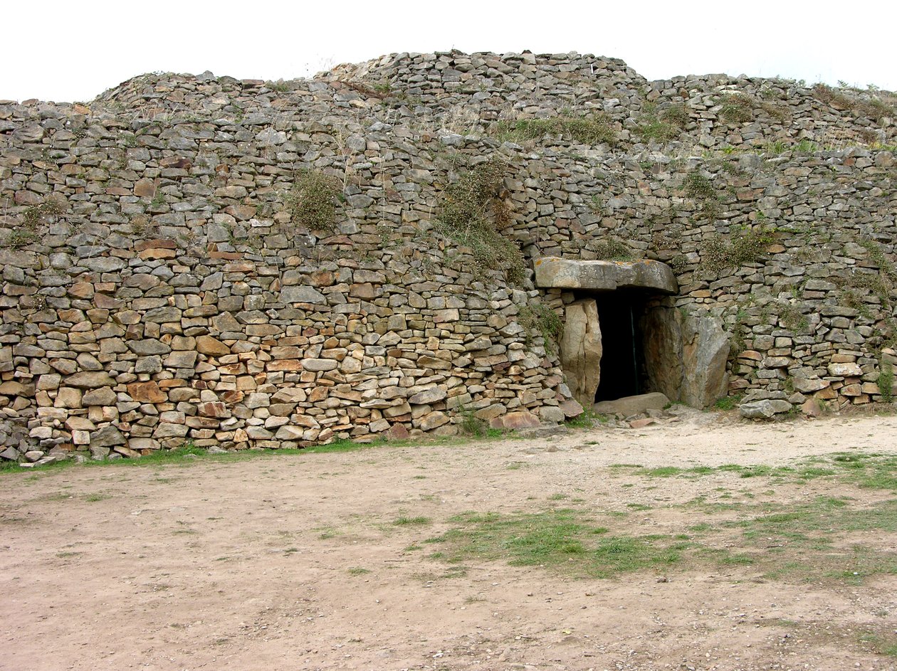 Entrée de la tombe à couloir, découverte en 1825 - Neolithic