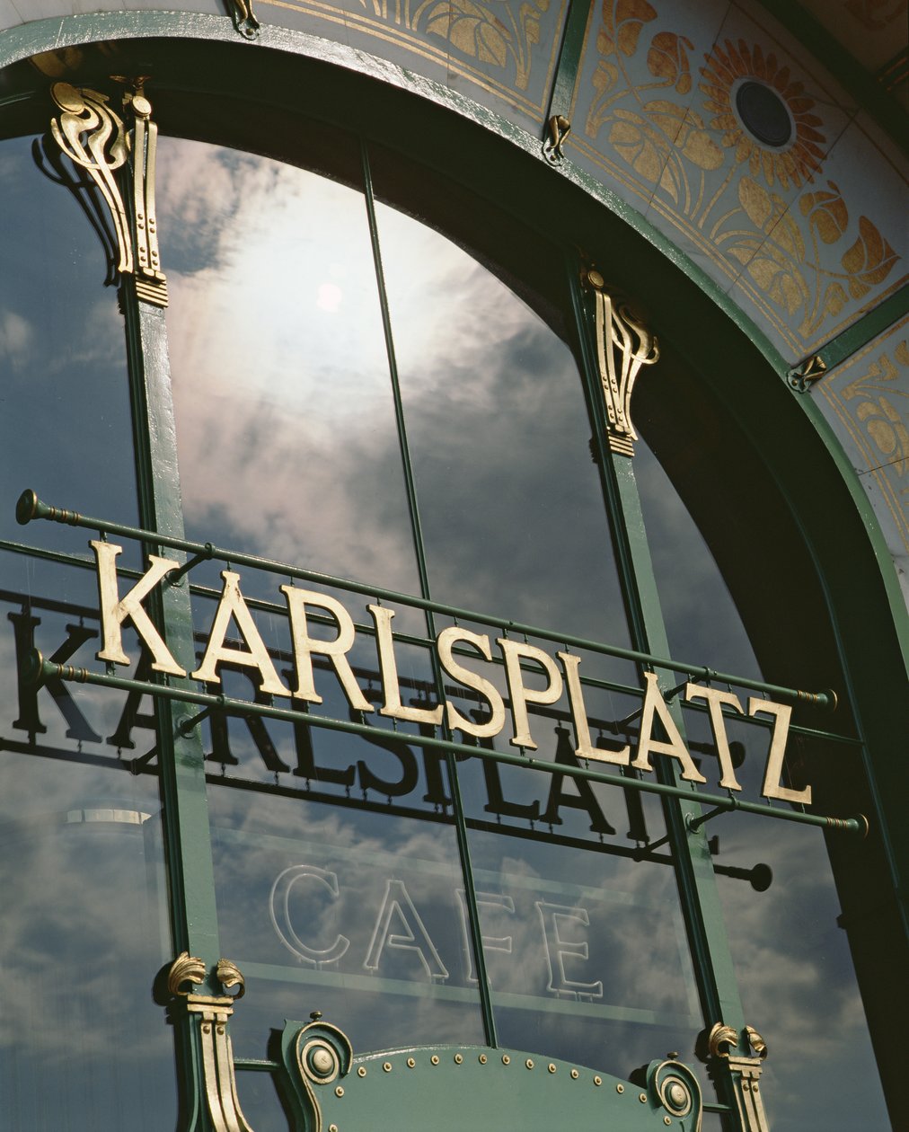Café Karsplatz, construit en 1899 - Otto Wagner