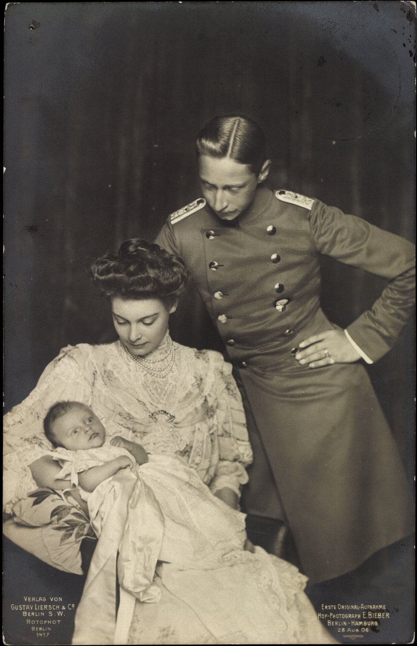 Duchesse Cécilie avec Guillaume de Prusse, enfant - Photographer German