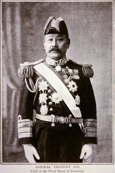 Amiral Ito (photo n/b) - Photographer Japanese