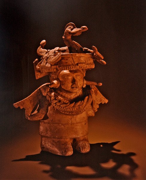 Figure avec coiffe élaborée, culture Nopiloa - Pre Columbian Pre Columbian