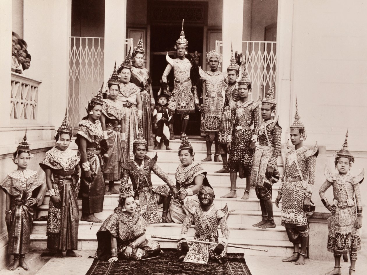 Danseurs classiques thaïlandais, vers 1900 - Robert Lenz