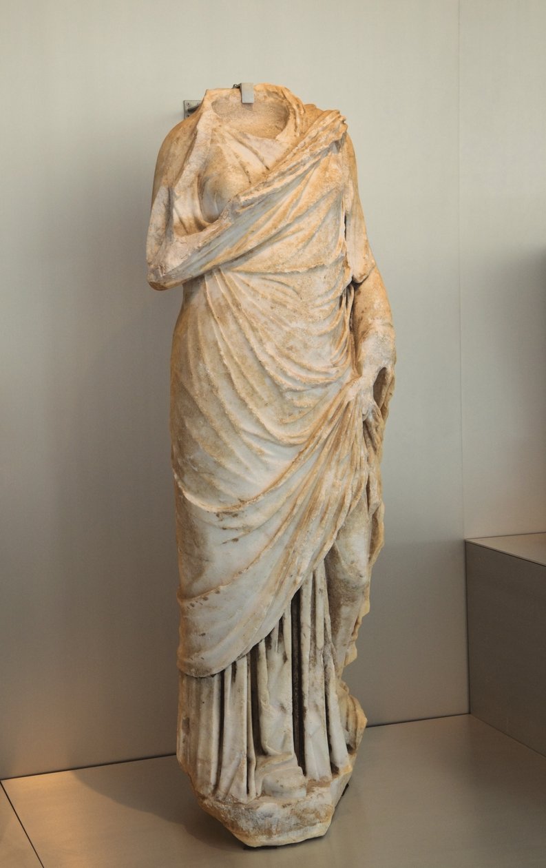 Statue de femme (marbre) - Roman