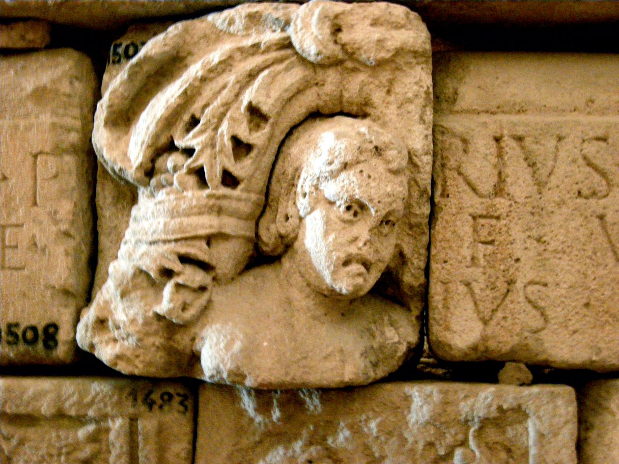 Tête, fragment de sarcophage, vers 1er siècle - Roman