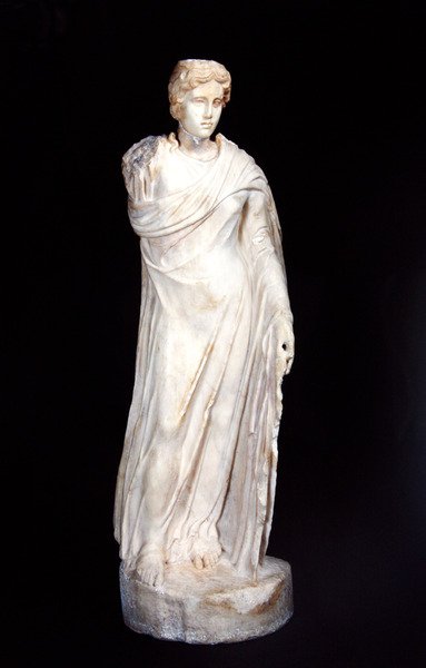 Kanephoros - Roman