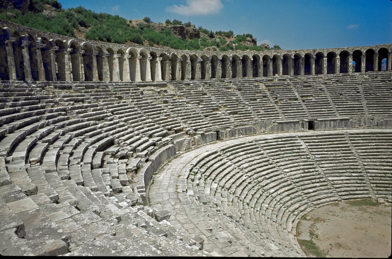 Vue du théâtre, 2e siècle après J.-C. - Roman