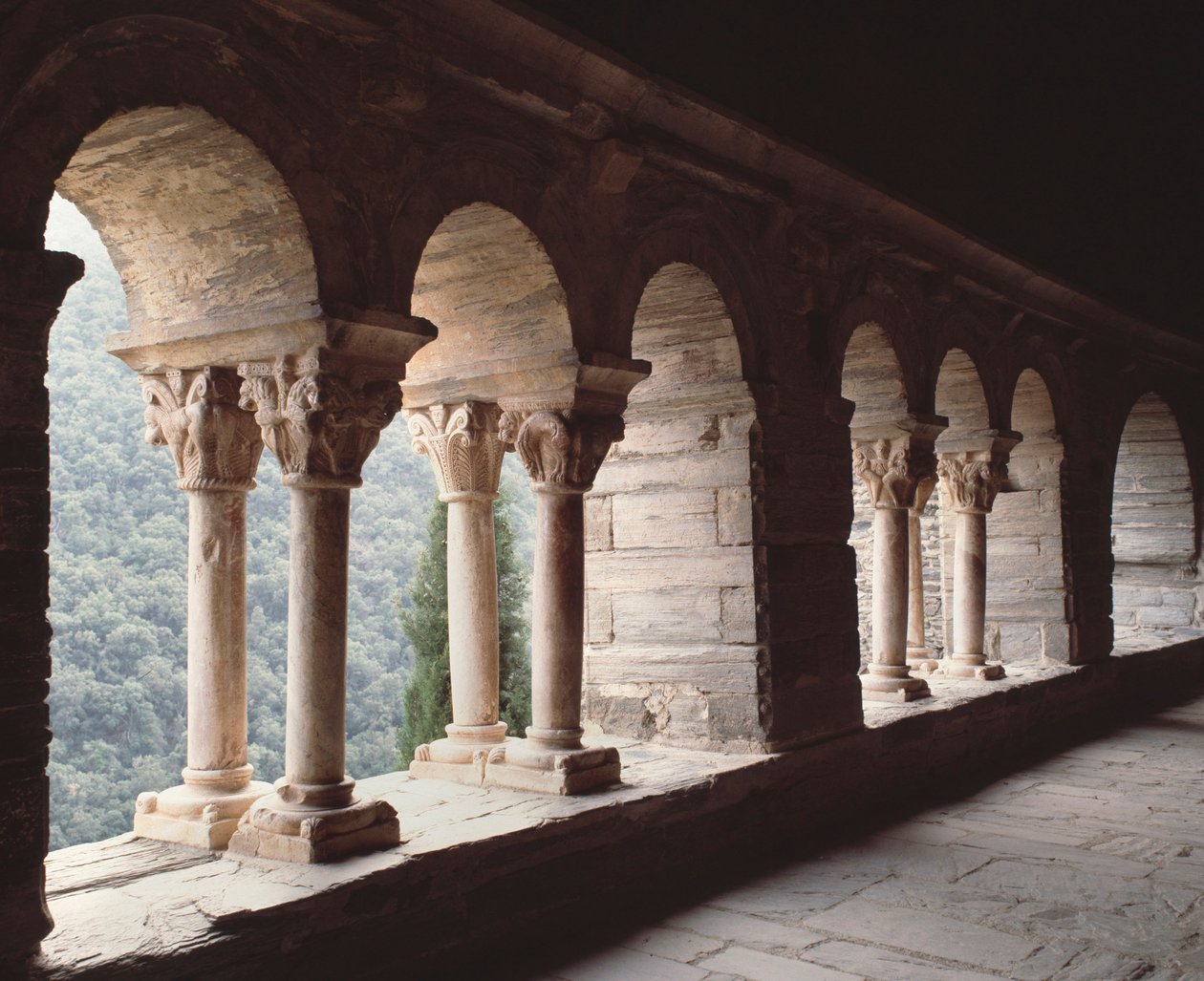 Vue du Prieuré - Romanesque