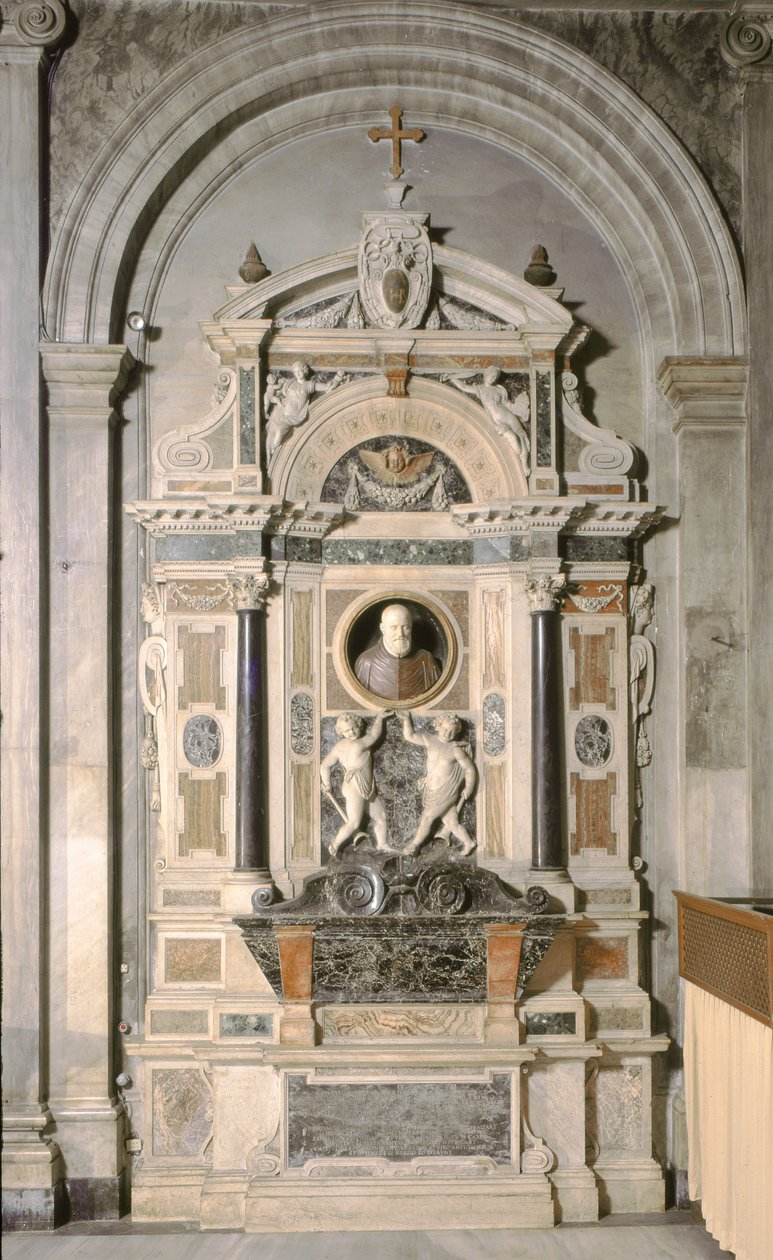 Monument à Alvarez da Toledo - School Italian