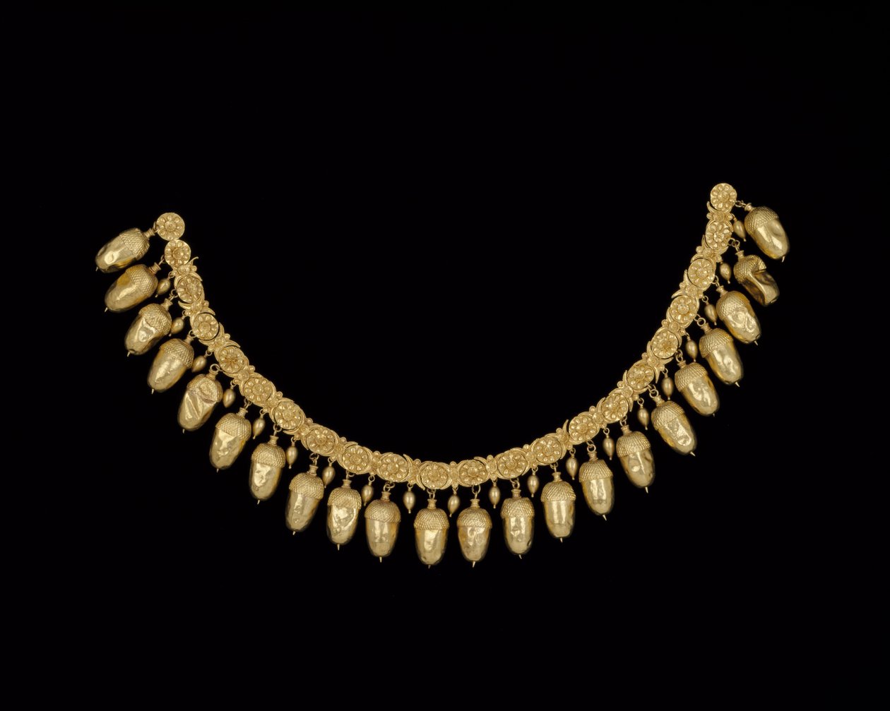 Collier de glands, de la tombe IV à Nymphaeum en Crimée, 5ème siècle av. J.-C. - Scythian