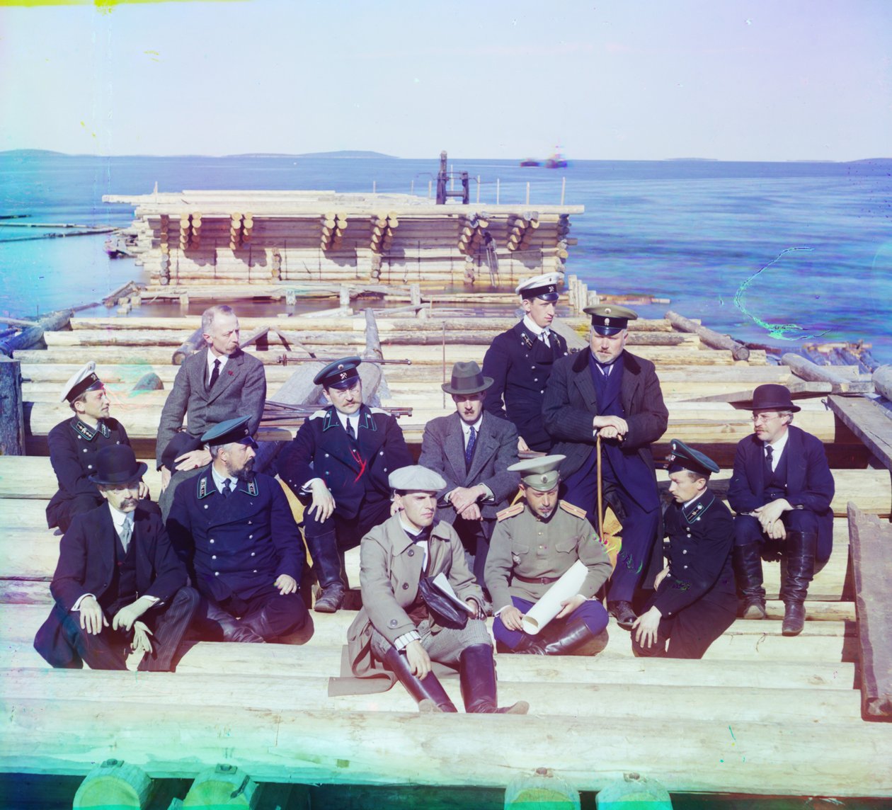 Groupe de fonctionnaires du chemin de fer de Mourmansk, 1905-1915 - Sergey Prokudin Gorsky