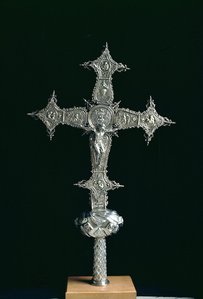 Croix processionnelle, marquée NOE M.Guenca, vers 1575-1600 (argent partiellement doré sur une base en bois) - Spanish School