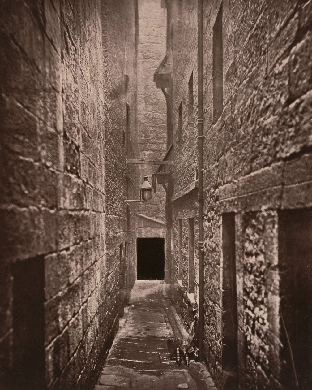 Close, No. 61 Saltmarket - Thomas Annan